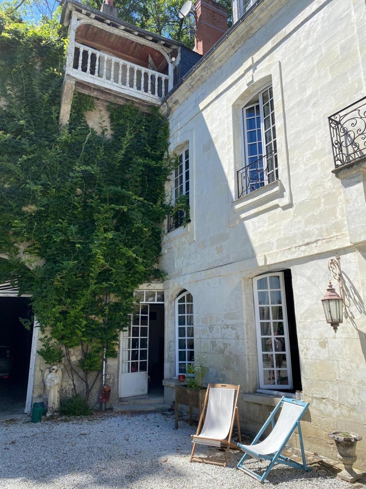 Le Grand Vaudon Hotel Rochecorbon Exterior photo